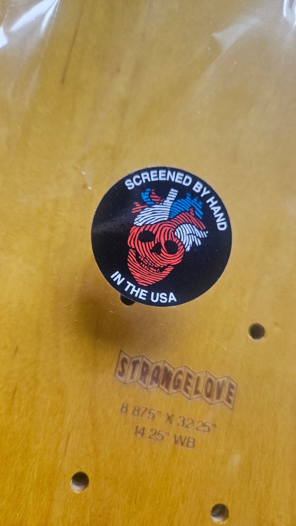 8.875" Heart Skull "Black Velvet" Deck - Signed by Sean Cliver - SkateTillDeath.com