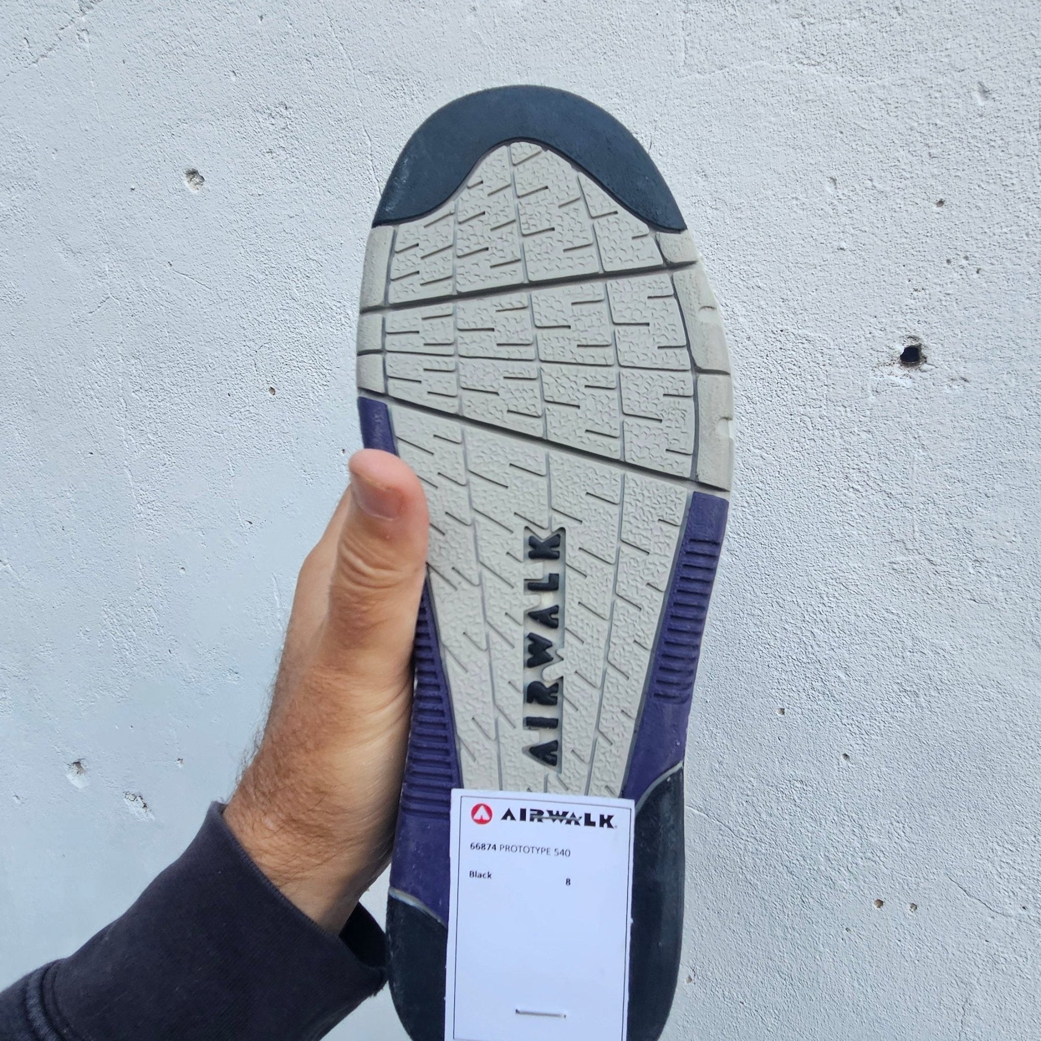 Vintage Airwalk prototype 540 (One shoe) collectible - decoration only - SkateTillDeath.com